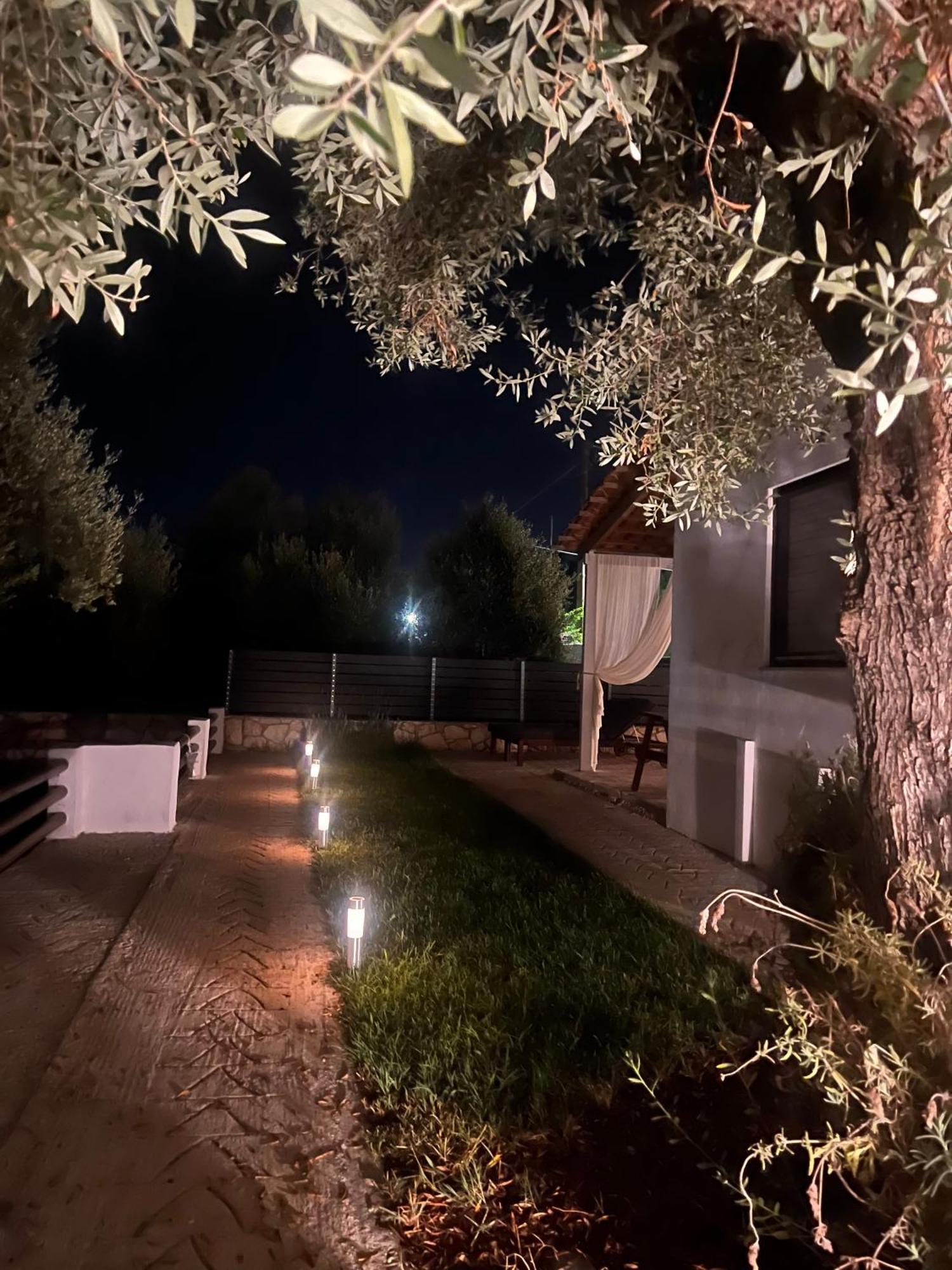 Joyas Cosy Apartment Tragaki Bagian luar foto