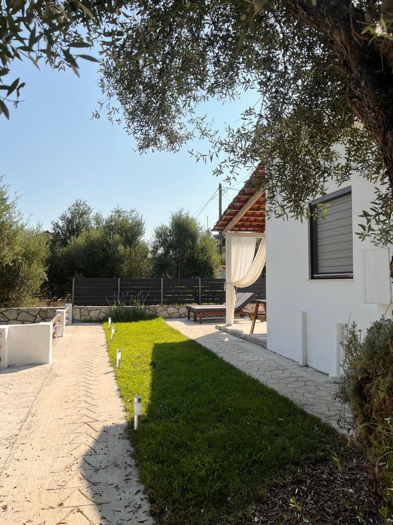 Joyas Cosy Apartment Tragaki Bagian luar foto