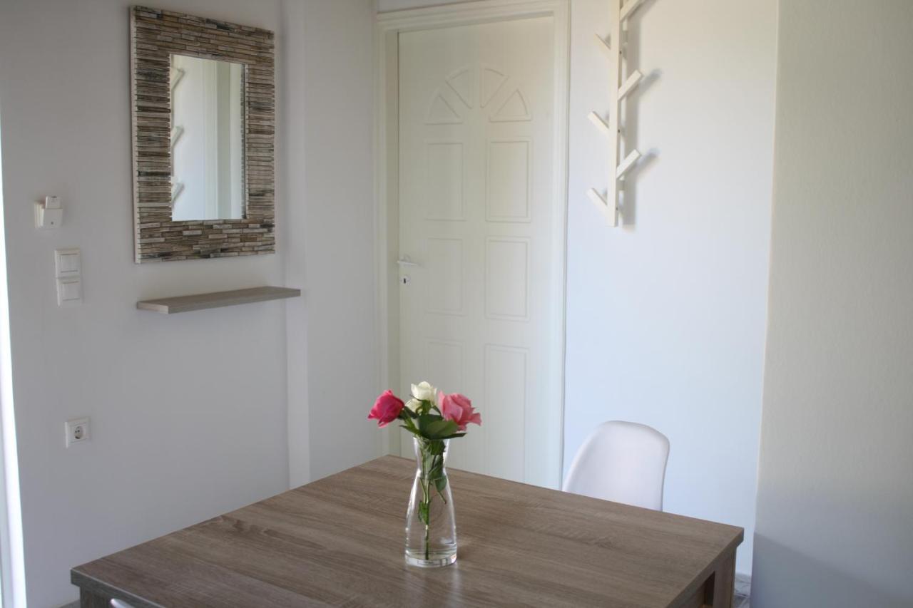 Joyas Cosy Apartment Tragaki Bagian luar foto